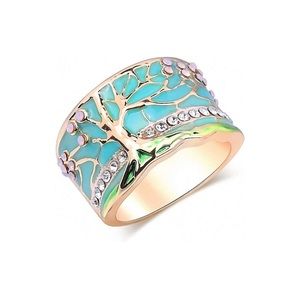 Beautiful Gold Vintage Lucky Flower Tree Ring